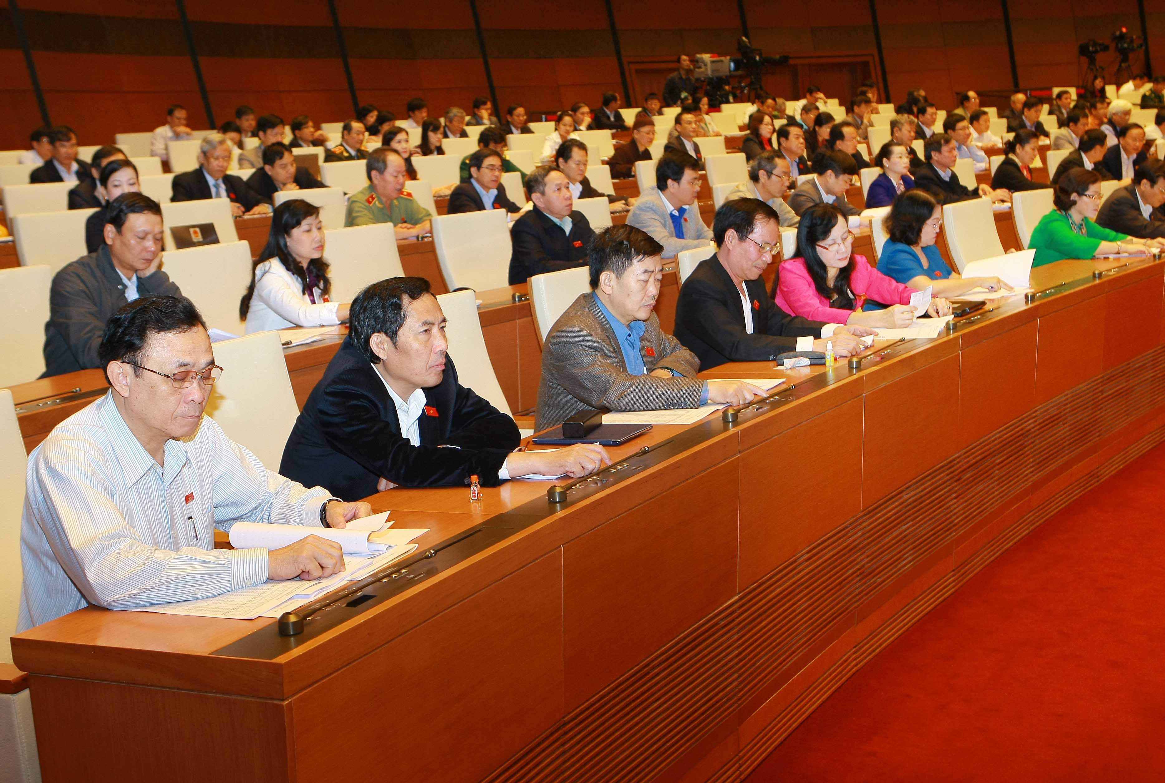 <span style="background-color: rgb(255, 255, 255);"><font color="#222222" face="arial, sans-serif" size="2">Trên 85% đại biểu đã tán thành thông qua&nbsp;Luật Quản lý, sử dụng vốn nhà nước đầu tư vào sản xuất, kinh doanh&nbsp;</font></span>