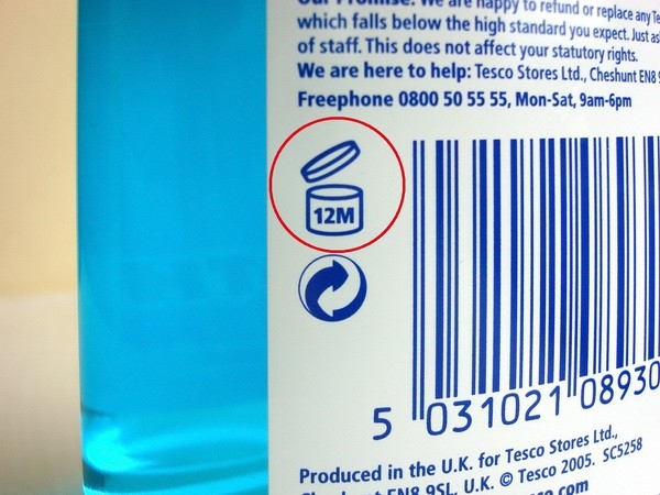 Các biểu tượng trên vỏ mỹ phẩm nhắc nhở bạn điều gì? - Ảnh 1.