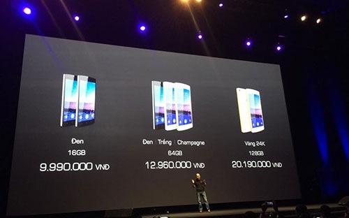 Bphone của Bkav với 3 phiên bản chính, gồm bản 16 GB (màu đen), bản 64 GB (màu trắng, đen, vàng champagne) và phiên bản cao cấp nhất được mạ vàng 24k 128 GB, với giá bán (đã bao gồm VAT) tương ứng là 10.989.000 đồng, 13.959.000 đồng và 22.209.000 đồng.<br>