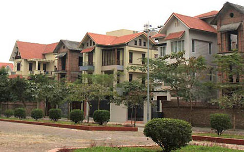 Tại Hà Nội, biệt thự khu vực Tây Hồ có mức giảm giá mạnh nhất, lên tới 6%, trong khi trung bình toàn thị trường chỉ khoảng 3%.<br>