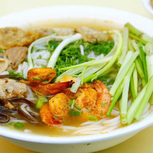 Bún tôm, món ăn giải ngán - Ảnh 2.