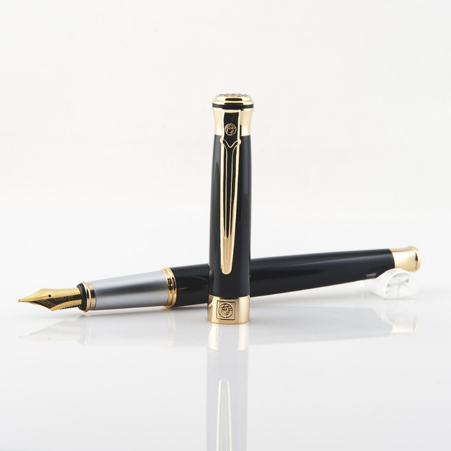 Một cây bút tạo nên những chữ ký xa xỉ - Ảnh 2.