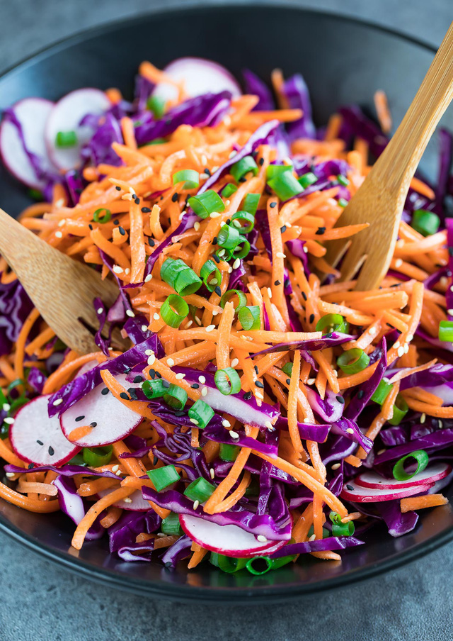 3 món salad vừa mát vừa đẹp cho năm mới với cà rốt - Ảnh 2.