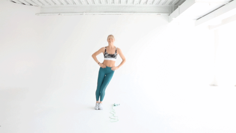 5 bài tập cardio với dây mà bạn có thể thực hiện ở bất cứ đâu - Ảnh 4.