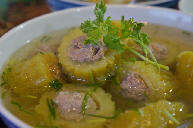 Khổ qua, đắng nhưng mát lòng mát dạ - Ảnh 2.