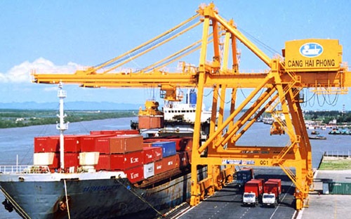 Từ chỗ không có doanh nghiệp nào quan tâm, hiện nay Cảng Hải Phòng đã trở nên "đắt khách" khi có đến 3 nhà đầu tư muốn mua.<br>