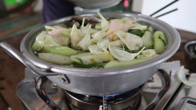 Bông so đũa: món lẩu Tết ăn một lần nhớ mãi - Ảnh 3.