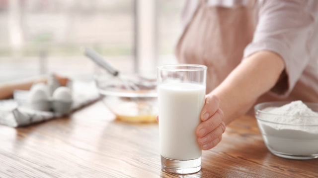 5 dấu hiệu bạn bị thiếu canxi - Ảnh 2.