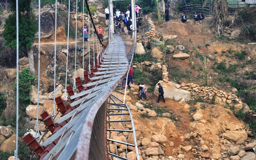 Vụ tai nạn đã làm 8 người chết và 38 người bị thương.<br>