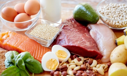 Những ưu điểm của chế độ ăn ít carb