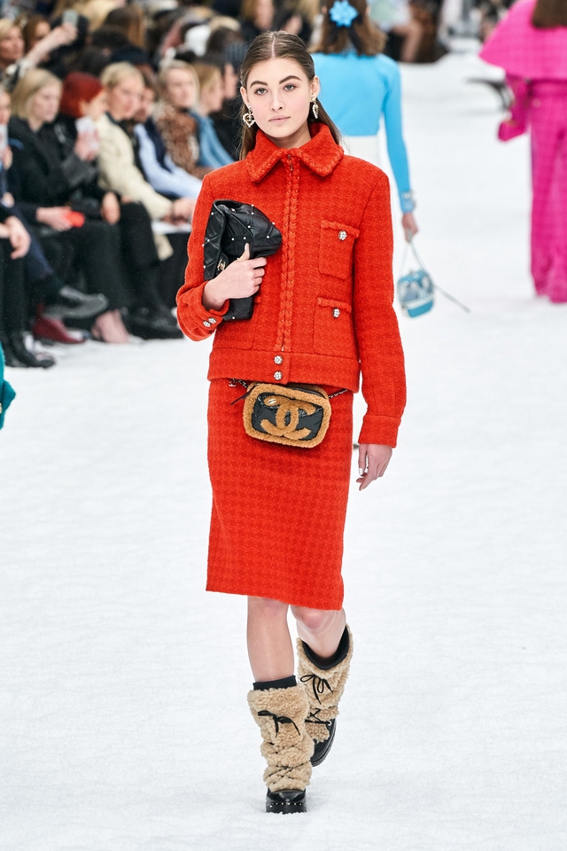 BST Thu - Đông 2019 của Chanel: lời tạm biệt tuyệt đẹp của Karl Lagerfeld - Ảnh 17.
