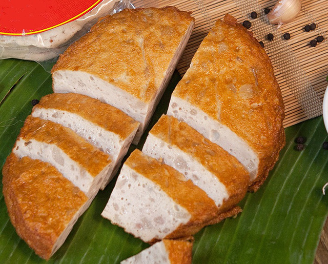 Giò, chả Tết tăng giá cao vì khan hiếm thịt lợn - Ảnh 2.