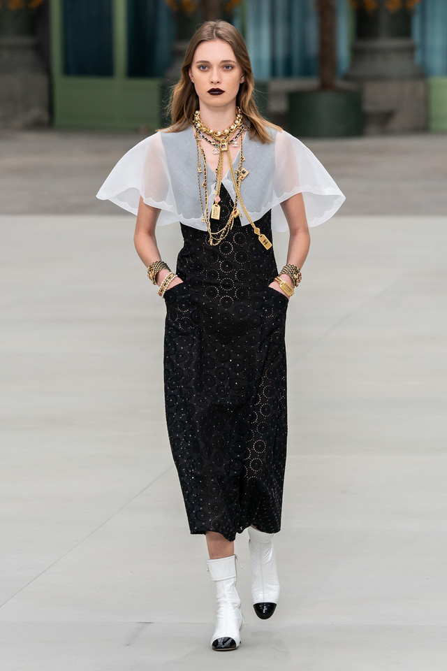 BST Resort 2020 của Chanel: khi không còn Karl Lagerfeld - Ảnh 20.