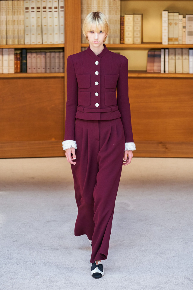BST Haute Couture Thu – Đông 2019 của Chanel: cổ điển và tinh tế - Ảnh 4.