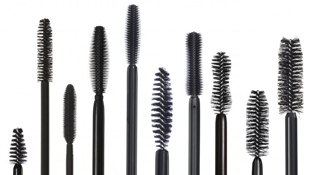 Những điều bạn nên biết trước khi mua mascara drugstore - Ảnh 2.