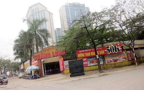 Một khu đất công bị sử dụng sai mục đích ở Mỹ Đình, Hà Nội.<br>