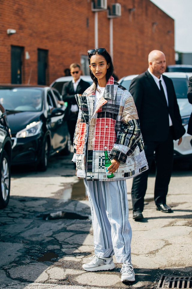 Trang phục street style tại Tuần lễ thời trang Copenhagen 2020 - Ảnh 5.