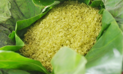 Nhận biết cốm nhuộm phẩm màu