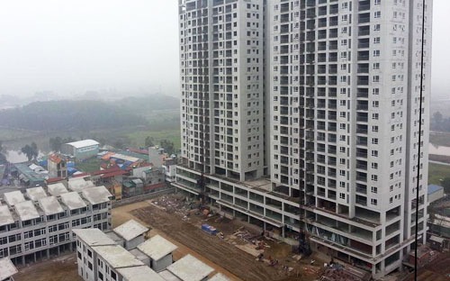  Trong cả năm 2014, tại Hà Nội có khoảng 11.450 giao dịch thành công, 
tăng gấp hơn 2 lần so với năm 2013, còn tại Tp.HCM có khoảng 10.350 giao 
dịch thành công, tăng khoảng 30% so với năm 2013 - Ảnh minh hoạ.<br>