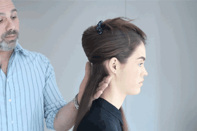 6 bước để có ngay mái tóc lượn sóng bồng bềnh - Ảnh 1.