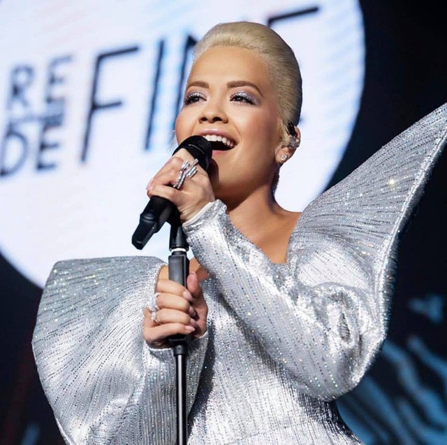 NTK Công Trí và những trang phục được diện bởi sao Hollywood - Ảnh 9.