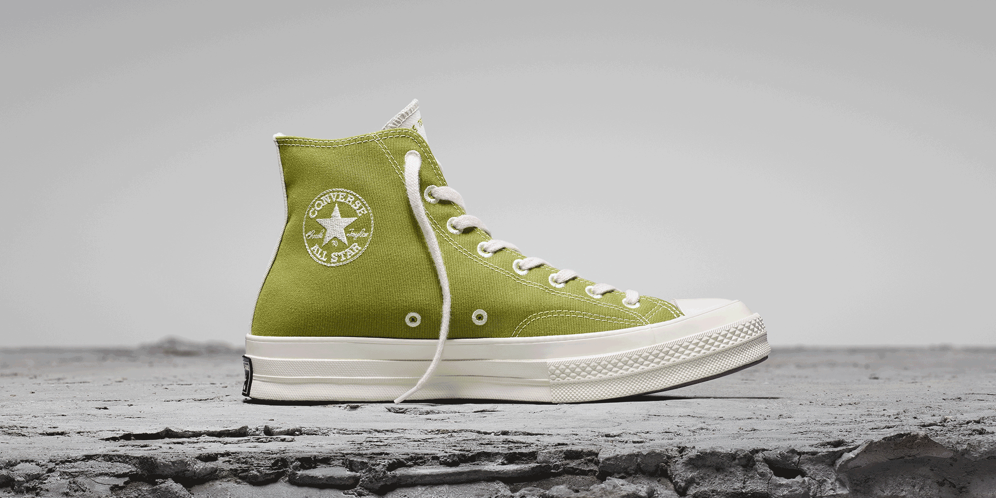 Mẫu giày mới của Converse được sản xuất hoàn toàn từ… rác thải - Ảnh 1.