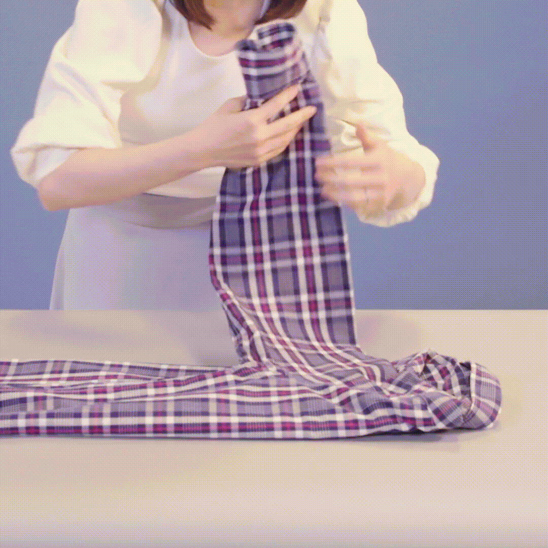 Gấp sơ mi khi đi du lịch theo kiểu của Marie Kondo - Ảnh 3.
