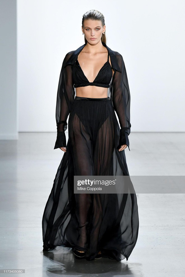 BST Xuân – Hè 2020 của Công Trí thành công tại New York Fashion Week - Ảnh 12.