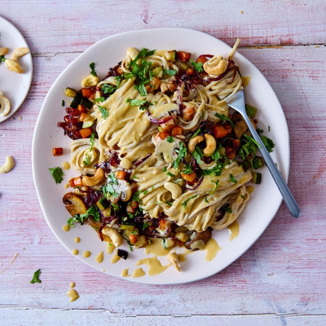 Đổi món cho bữa cơm chiều với hạt điều - Ảnh 2.