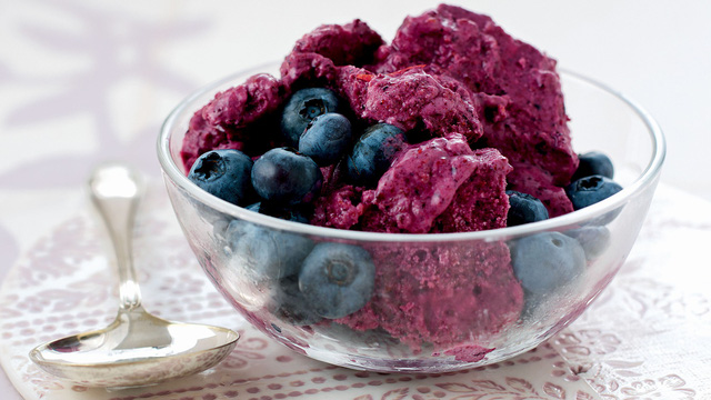 10 thực phẩm giúp dưỡng da từ bên trong - Ảnh 1.