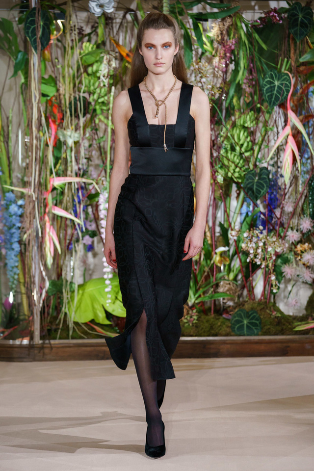 BST pre-fall 2019 của Hermès: những tiểu thư trong công viên - Ảnh 16.