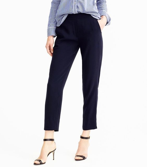 Gợi ý những phong cách công sở trẻ trung - Ảnh 10.