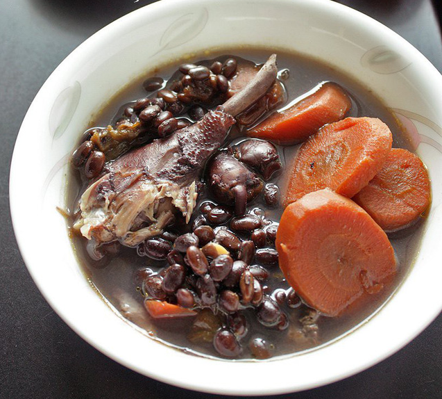 3 món từ đậu đen ăn thay cơm để giải nhiệt - Ảnh 1.