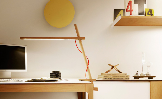 Chọn mua đèn bàn chống cận thị cho con - Ảnh 2.