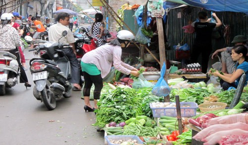 Bạn chọn siêu thị hay chợ truyền thống? - Ảnh 2.