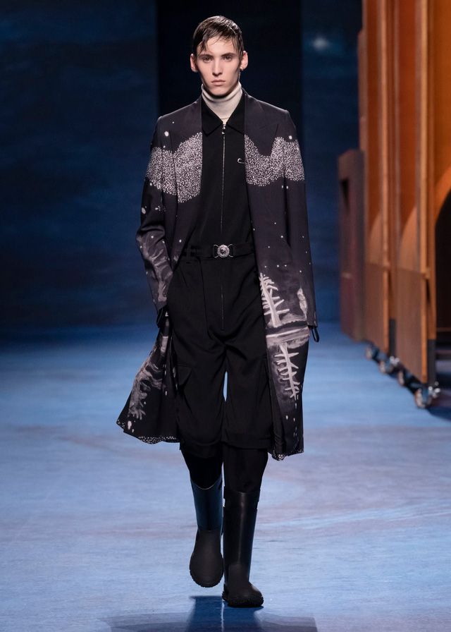 Dior Thu - Đông 2021: cuộc đối thoại giữa nghệ thuật và thời trang - Ảnh 1.