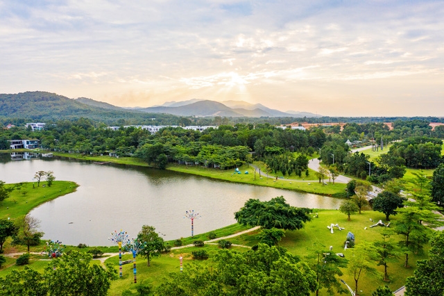 Ra mắt Bảo tàng Nghệ thuật Đương đại Flamingo - Ảnh 1.