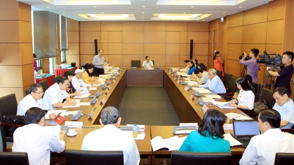 Vì sao không quy định dân phúc quyết Hiến pháp?