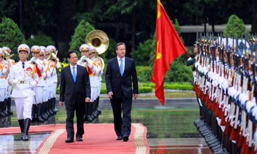 Việt - Anh cùng quan ngại về tình hình biển Đông