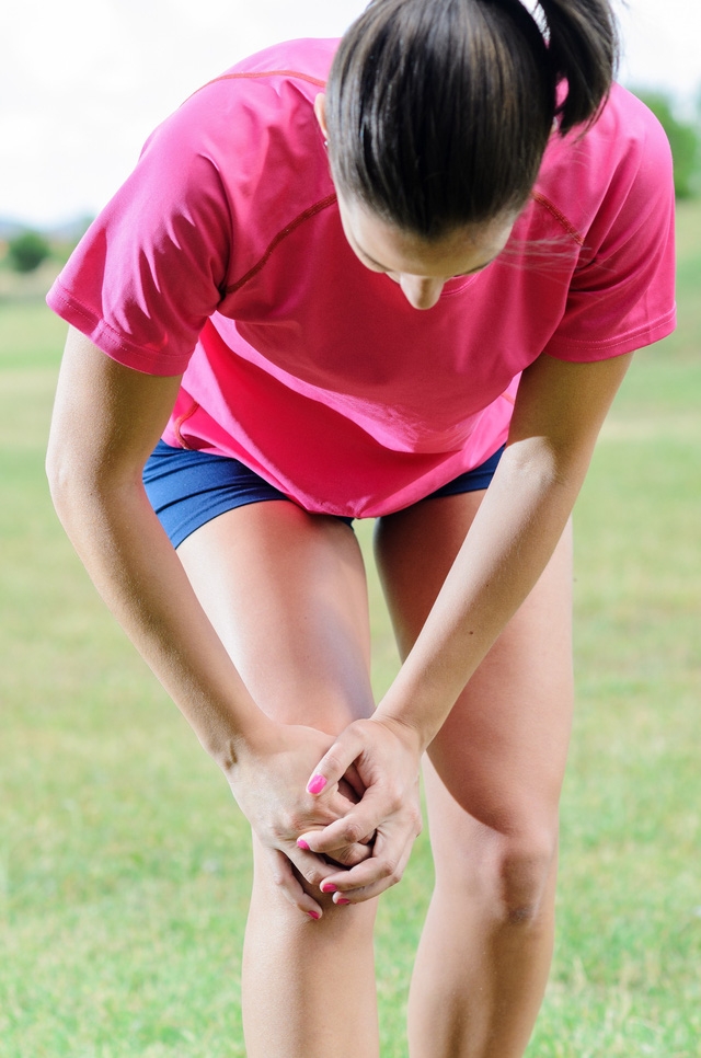 Có thể bị thoái hoá khớp ngay từ khi còn trẻ - Ảnh 2.