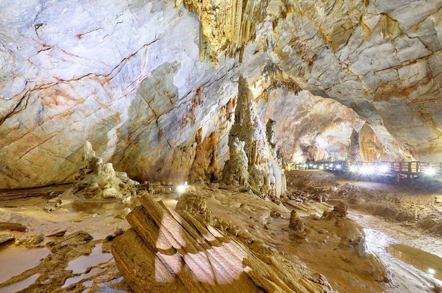 Một lần đến với động Thiên Đường - Ảnh 4.