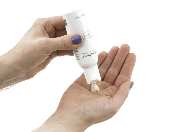 Trời se se rồi, mau dưỡng ẩm đi thôi! - Ảnh 2.