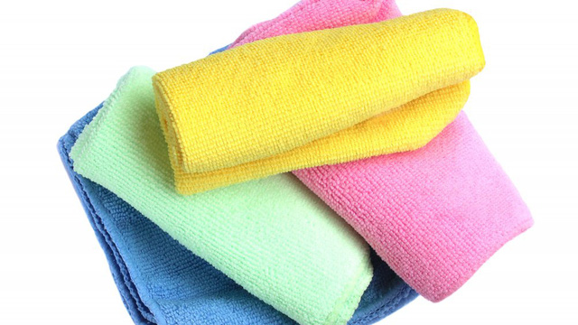 Bí quyết làm khô tóc nhanh mà không cần máy sấy tóc - Ảnh 2.