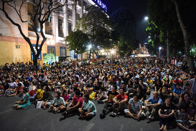 Thăng hoa cùng âm nhạc cổ điển với Dàn nhạc giao hưởng London - Ảnh 2.