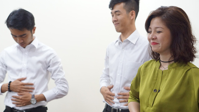 Tập yoga cười như thế nào? - Ảnh 2.