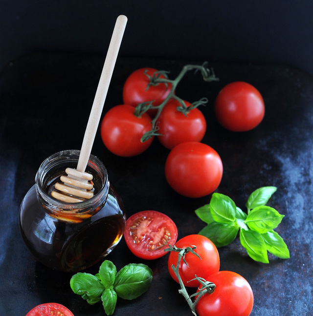 Tự làm mặt nạ trị mụn tại nhà - Ảnh 3.