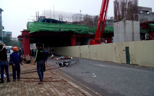 Bộ trưởng Bộ Giao thông Vận tải đã yêu cầu xử lý kỷ luật một số cá nhân, tổ chức vì để xảy ra tai nạn chết người hôm 6/11.<br>