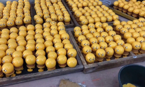 Thú nhún Emoji có thể gây tai nạn giao thông?