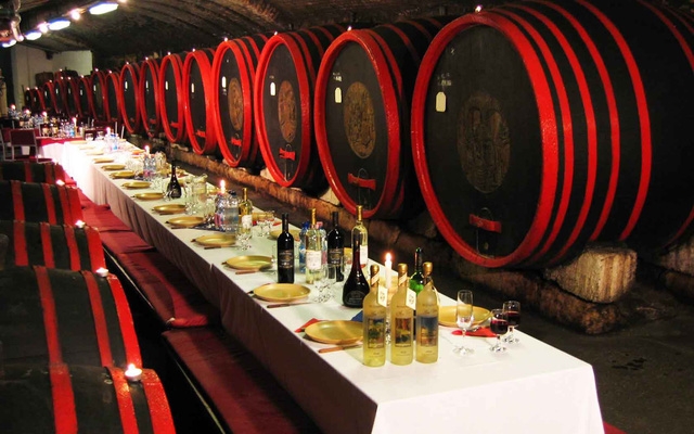 Mùa thu sang Hungary tắm khoáng nóng - Ảnh 15.