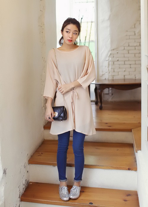Gợi ý những phong cách công sở trẻ trung - Ảnh 6.